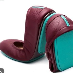 Tieks Burgundy Size 11- great condition